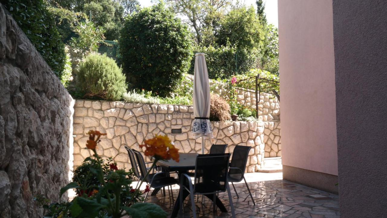 Apartmani Lili Novi Vinodolski Ngoại thất bức ảnh