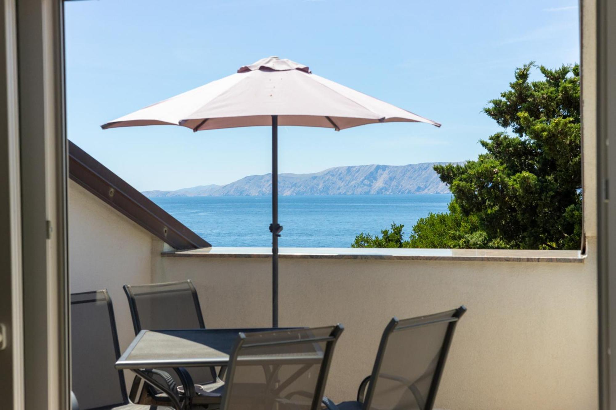 Apartmani Lili Novi Vinodolski Ngoại thất bức ảnh