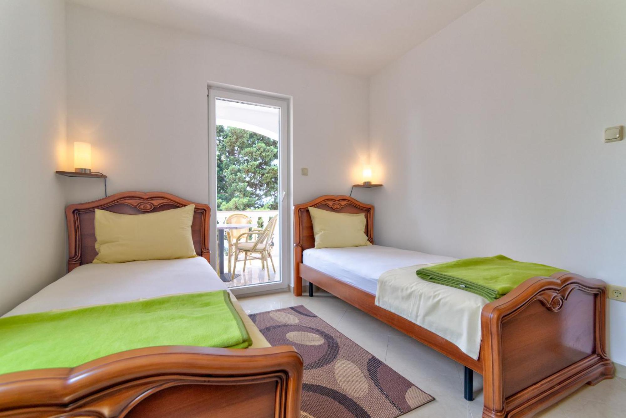 Apartmani Lili Novi Vinodolski Ngoại thất bức ảnh